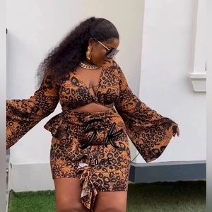 2 piece Leopard skin skirt set.